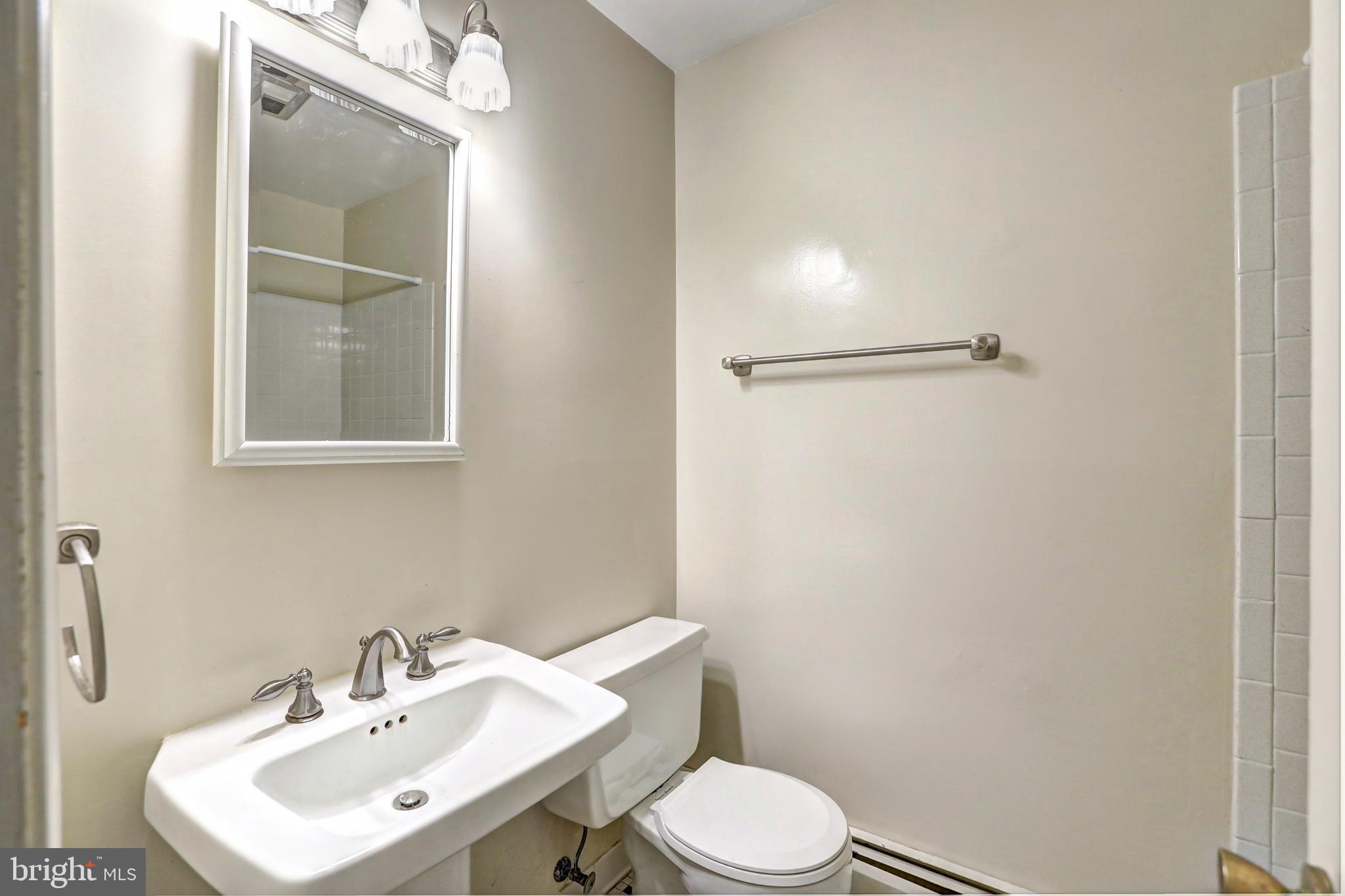 11348 Vale Road Oakton, VA 22124 - Photo 38 of 40 Gallery Image 38