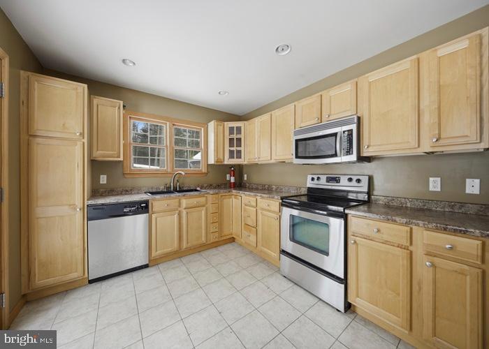 25 5th Street Hawley, PA 18428 - Photo 18 of 23