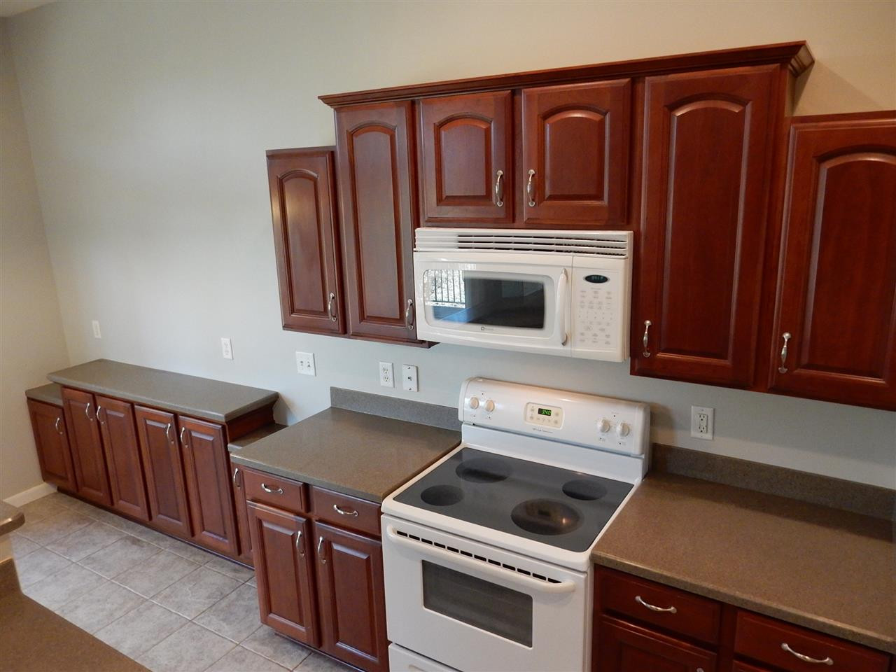 868 Flint Ridge, Unit 302 Newport, KY 41076 - Photo 12 of 44 Gallery Image 12