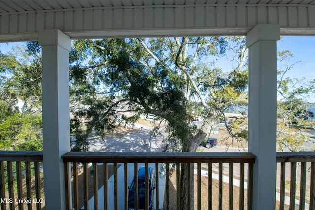 $449,500 | 759 Bay Breeze Drive, Biloxi, MS 39532