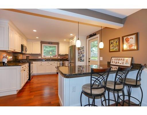 7 Pomfret Road Chelmsford, MA 01824 - Photo 3 of 26