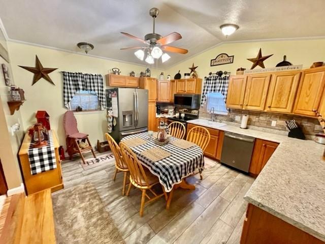 911 Terrace Avenue Apollo, PA 15613 - Photo 5 of 25 Gallery Image 5