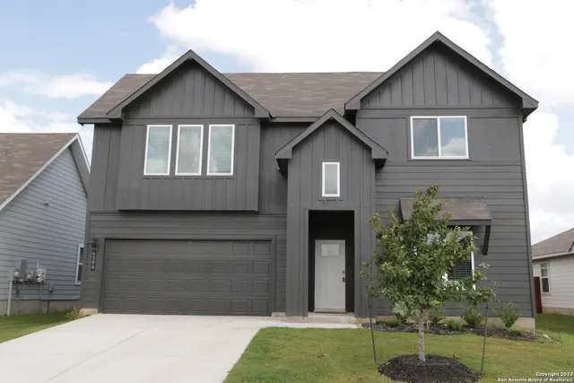 $2,450 | 4506 Nueces Path, San Antonio, TX 78253