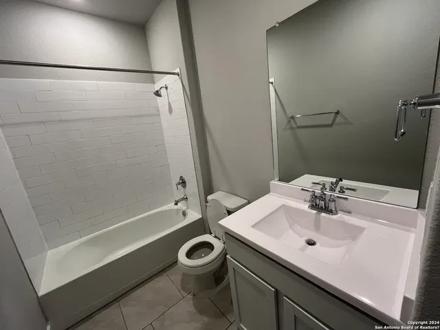 $2,450 | 4506 Nueces Path, San Antonio, TX 78253