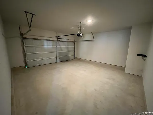 $2,350 | 4506 Nueces Path, San Antonio, TX 78253