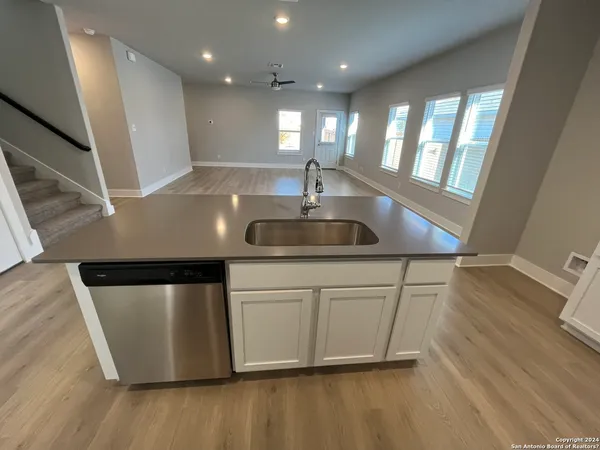 $2,350 | 4506 Nueces Path, San Antonio, TX 78253