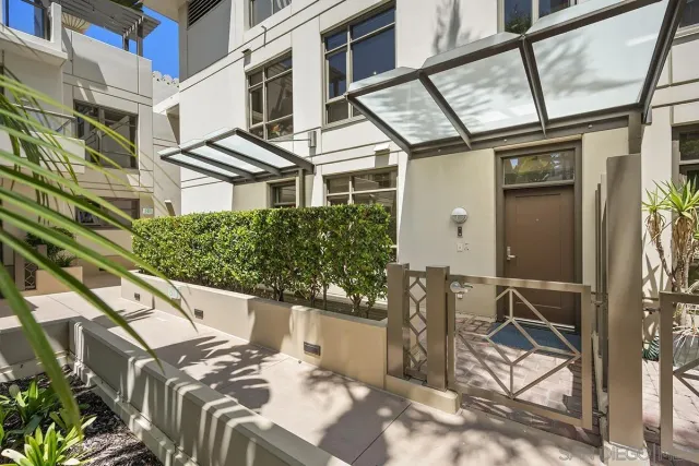 a view of outdoor space yard and patio