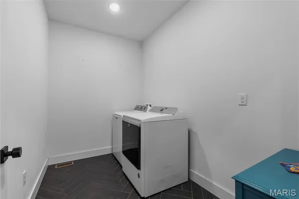 $524,900 | 519 Lakeview Crossing, Cape Girardeau, MO 63701