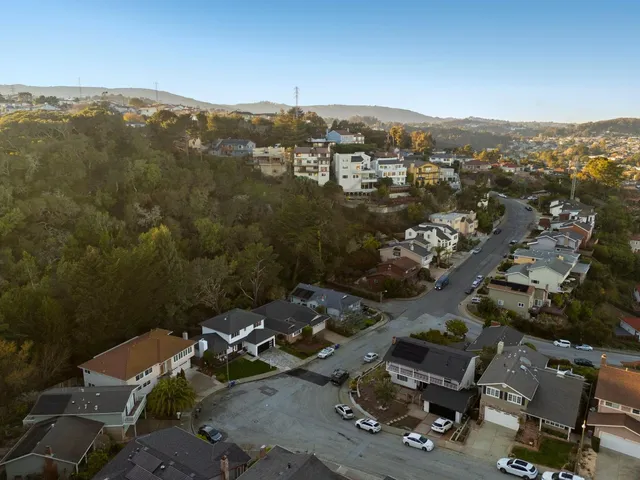 $2,995,000 | 777 Clearfield Drive, Millbrae, CA 94030