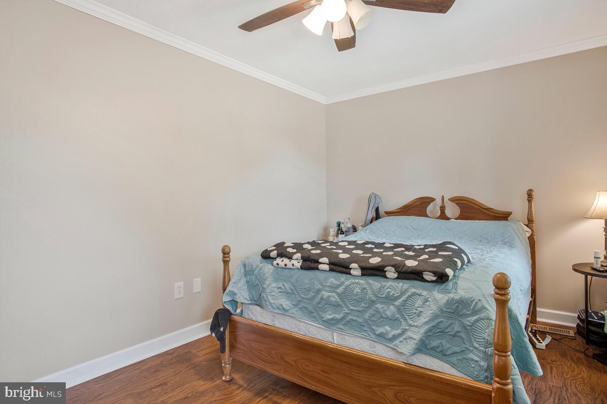 712 Seawall Road Baltimore, MD 21221 - Photo 17 of 36 Bedroom