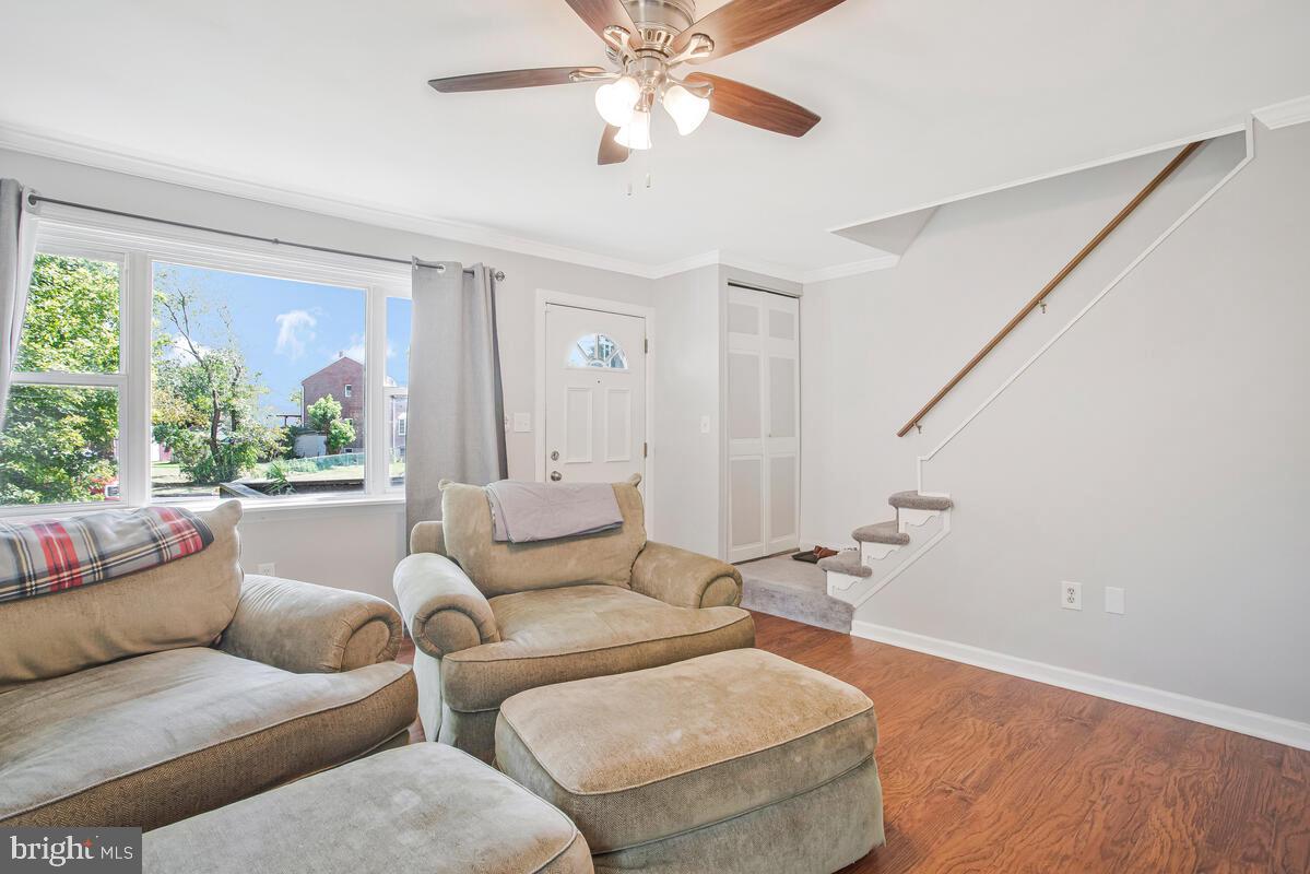 712 Seawall Road Baltimore, MD 21221 - Photo 7 of 36 Living Room and Front Door