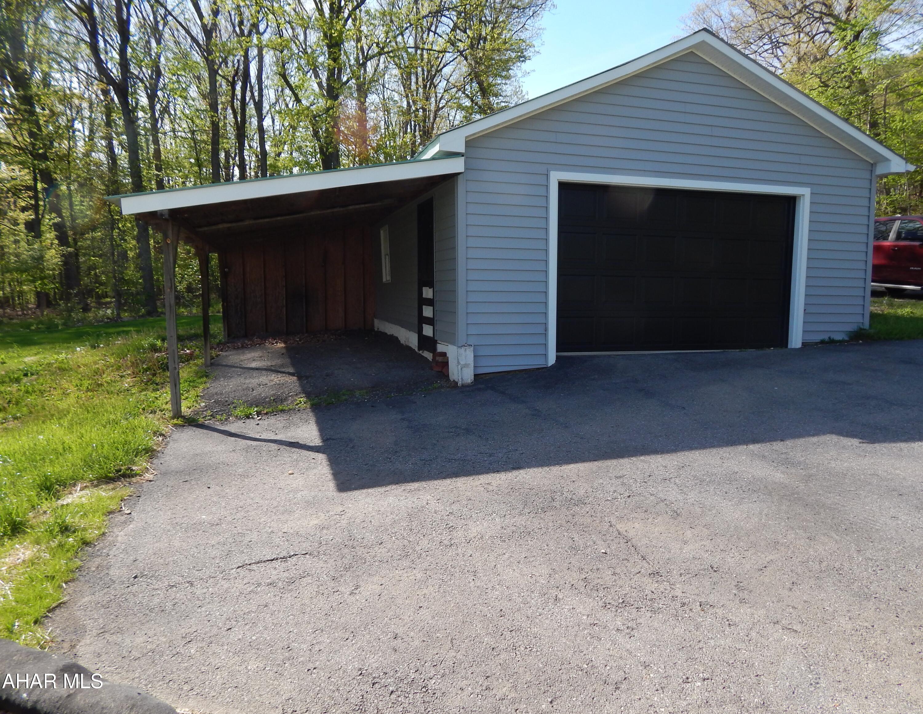 1453 Mill Run Road Altoona, PA 16601 - Photo 23 of 73