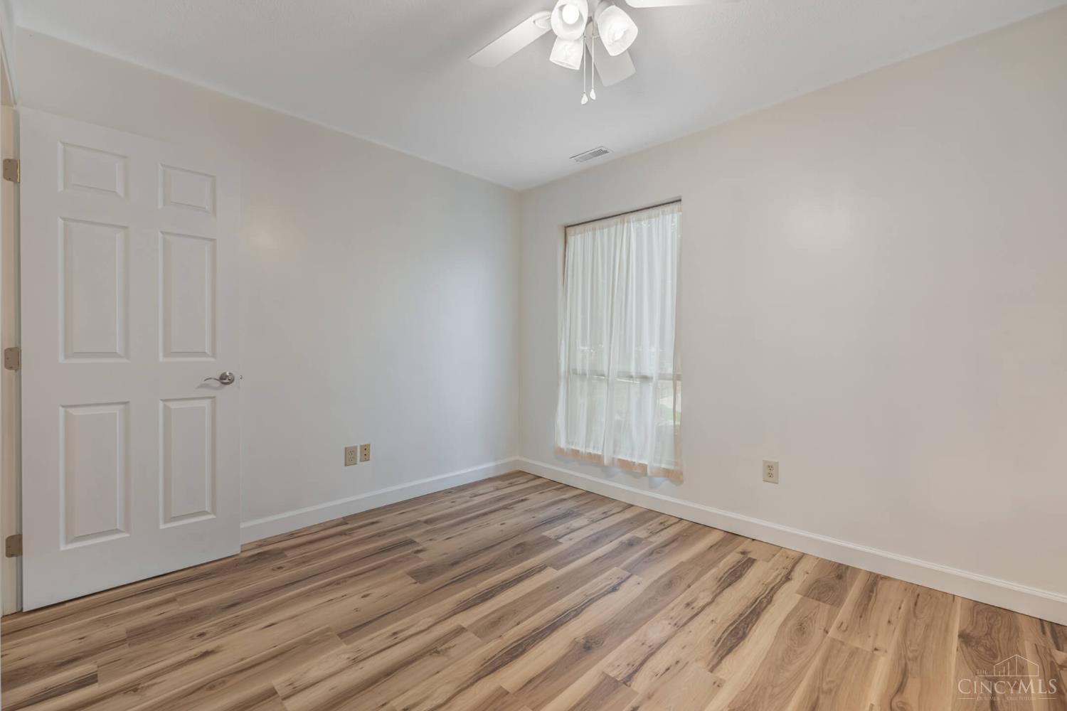 7268 East Galbraith Road, Unit A Cincinnati, OH 45243 - Photo 25 of 39
