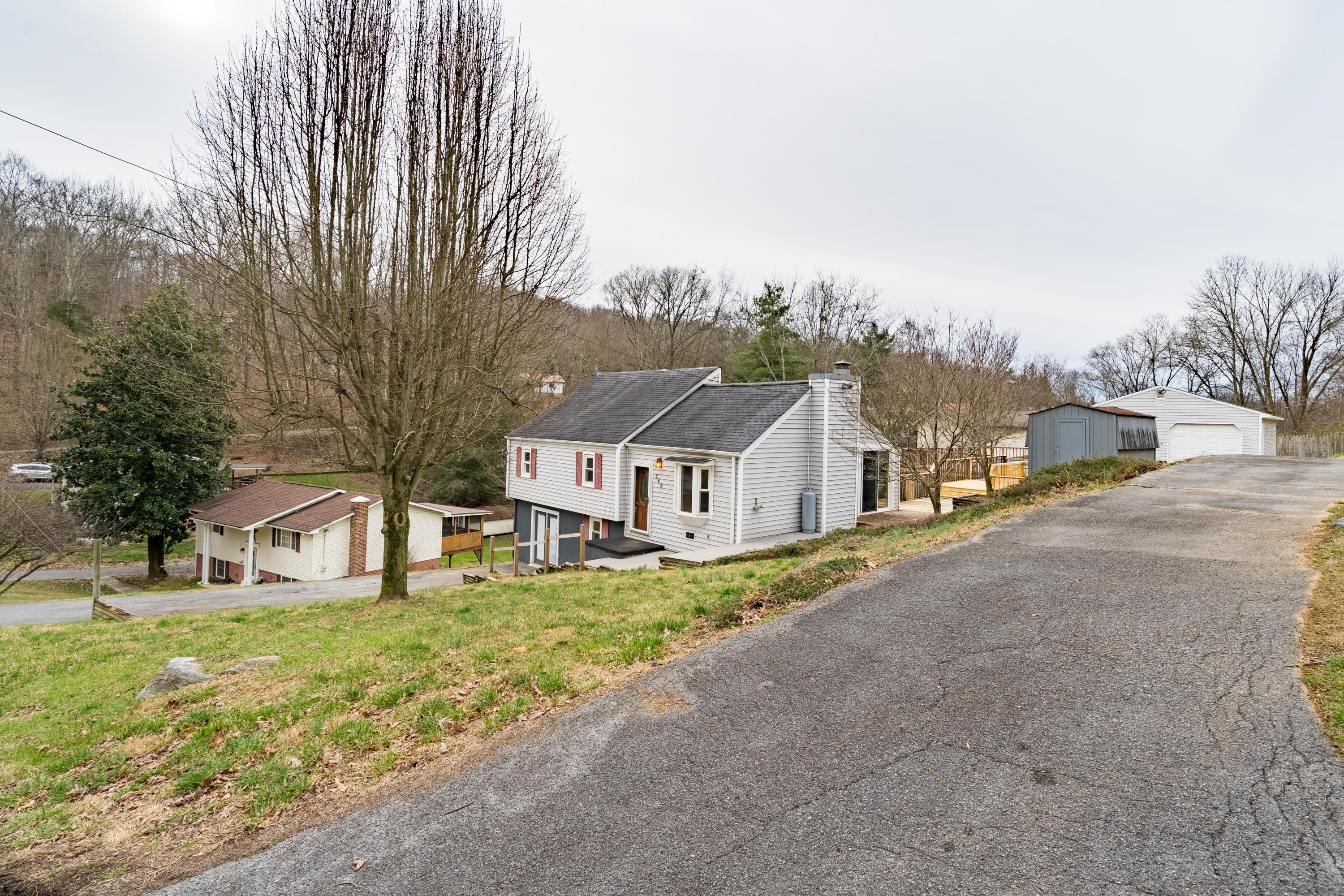 340 Sneed Hill Road Elizabethton, TN 37643 - Photo 31 of 33 340SneedHillRoad,Elizabethton(1of42)