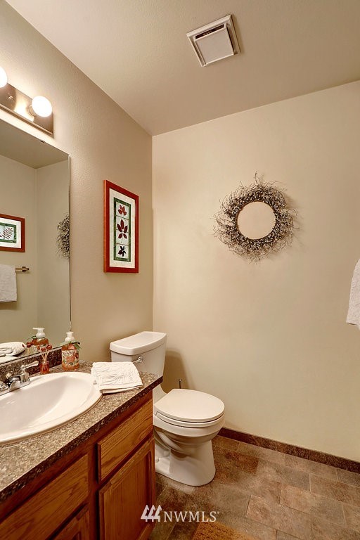 2424 182nd Place Southeast Bothell, WA 98012 - Photo 9 of 17 Gallery Image 9