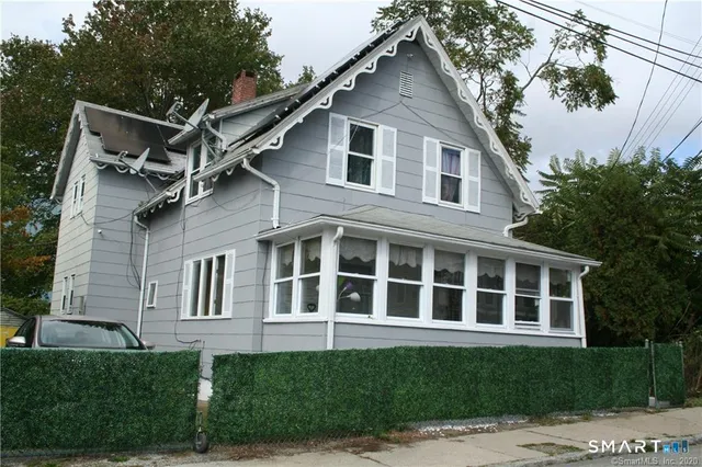 $315,000 | 31 Grand Street, New London, CT 06320