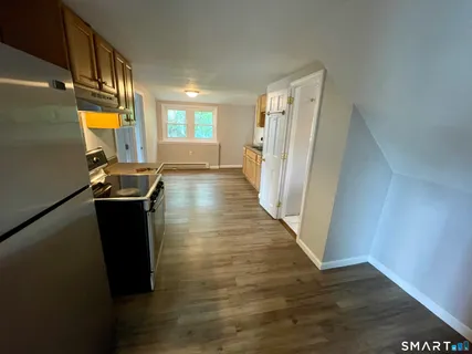 $315,000 | 31 Grand Street, New London, CT 06320