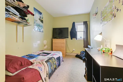 $315,000 | 31 Grand Street, New London, CT 06320