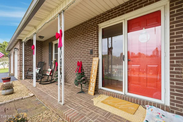 $427,000 | 270 Bogey Drive, Abingdon, VA 24211