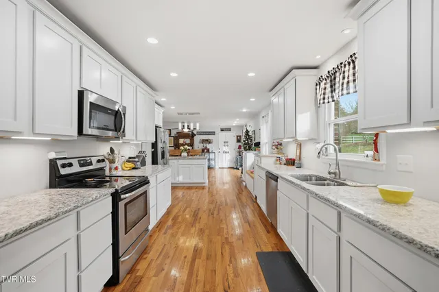 $429,000 | 270 Bogey Drive, Abingdon, VA 24211