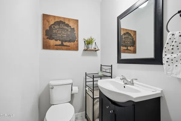 $427,000 | 270 Bogey Drive, Abingdon, VA 24211