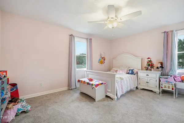 $427,000 | 270 Bogey Drive, Abingdon, VA 24211