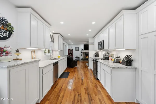 $427,000 | 270 Bogey Drive, Abingdon, VA 24211