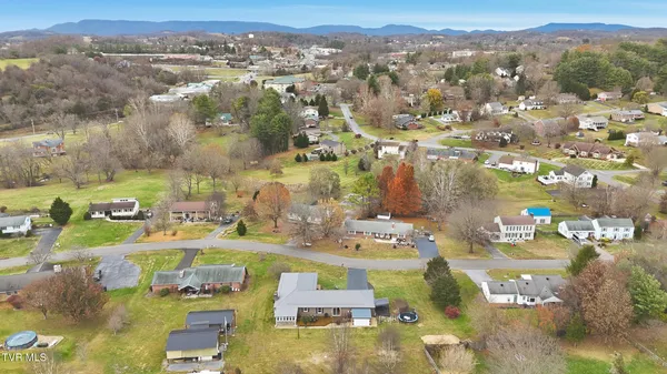 $427,000 | 270 Bogey Drive, Abingdon, VA 24211