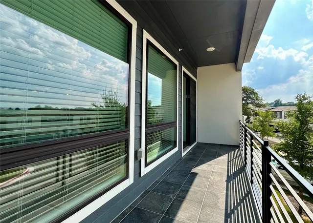 $2,750 | 2050 Lohmans Spur Road, Unit 402, Austin, TX 78734