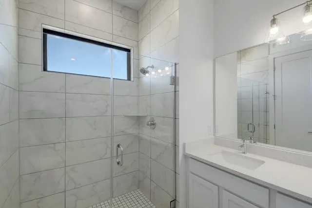 $2,750 | 2050 Lohmans Spur Road, Unit 402, Austin, TX 78734