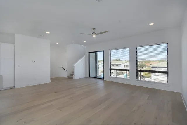 $2,750 | 2050 Lohmans Spur Road, Unit 402, Austin, TX 78734