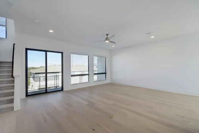 $2,750 | 2050 Lohmans Spur Road, Unit 402, Austin, TX 78734