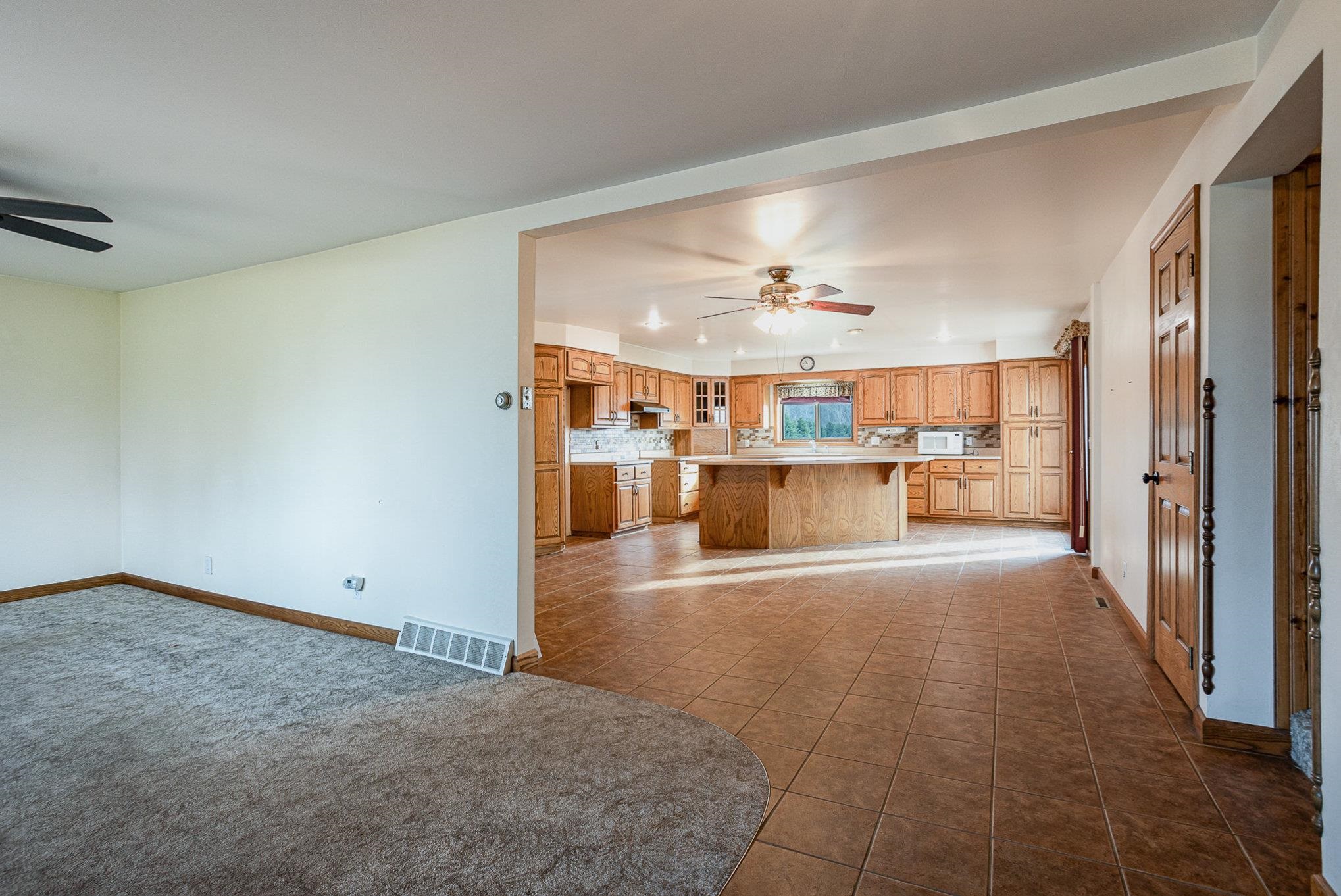 1697 South Nine Mile Road Kawkawlin, MI 48631 - Photo 5 of 21