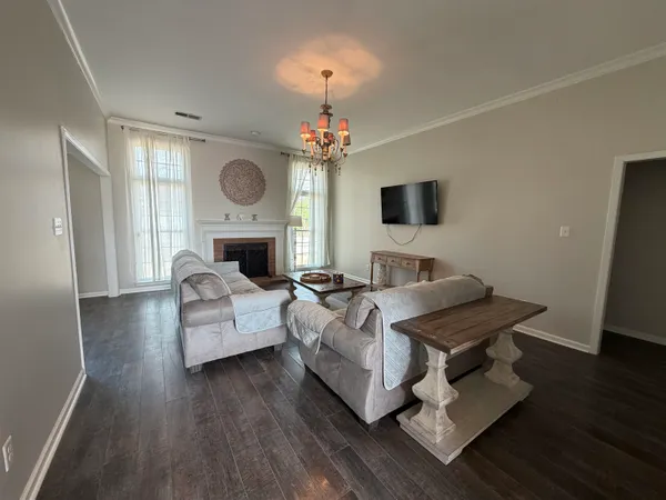 $2,000 | 1565 Dexter Run West, Memphis, TN 38016