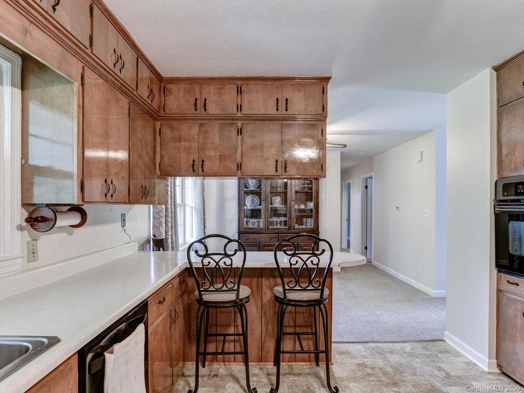 110 Christ School Road Arden, NC 28704 - Photo 11 of 45 Gallery Image 11