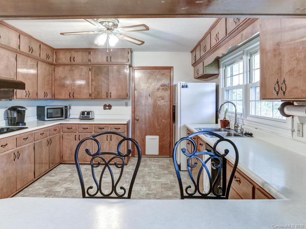 110 Christ School Road Arden, NC 28704 - Photo 12 of 45 Gallery Image 12