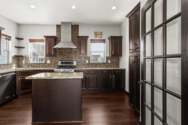 $849,900 | N88W18648 Duke Street, Menomonee Falls, WI 53051