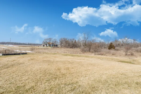 $849,900 | N88W18648 Duke Street, Menomonee Falls, WI 53051