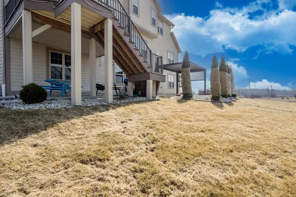 $849,900 | N88W18648 Duke Street, Menomonee Falls, WI 53051