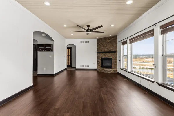 $849,900 | N88W18648 Duke Street, Menomonee Falls, WI 53051