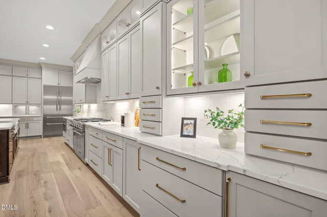 $2,000,000 | 1318 Ivy Lane, Raleigh, NC 27609