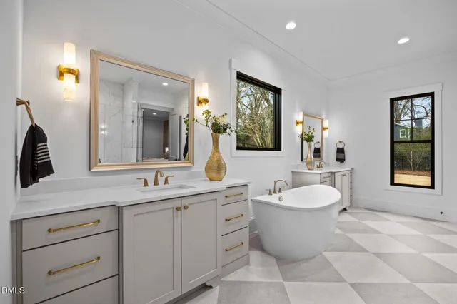 $2,000,000 | 1318 Ivy Lane, Raleigh, NC 27609