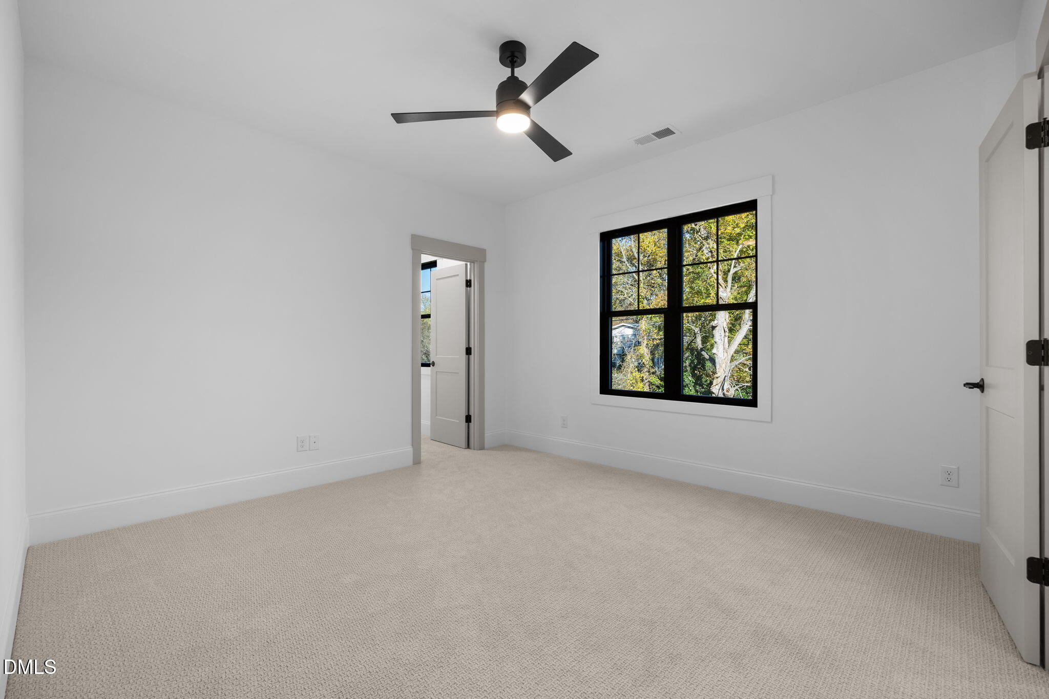 1318 Ivy Lane Raleigh, NC 27609 - Photo 26 of 46 47-web-or-mls-IMG_2065