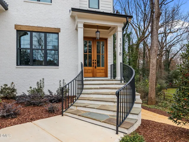 $2,000,000 | 1318 Ivy Lane, Raleigh, NC 27609