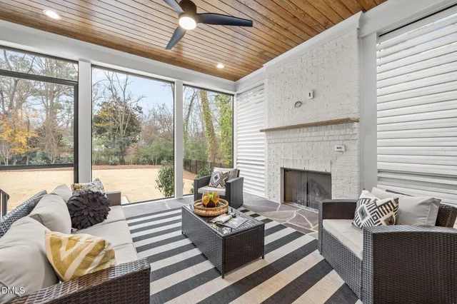 $2,000,000 | 1318 Ivy Lane, Raleigh, NC 27609