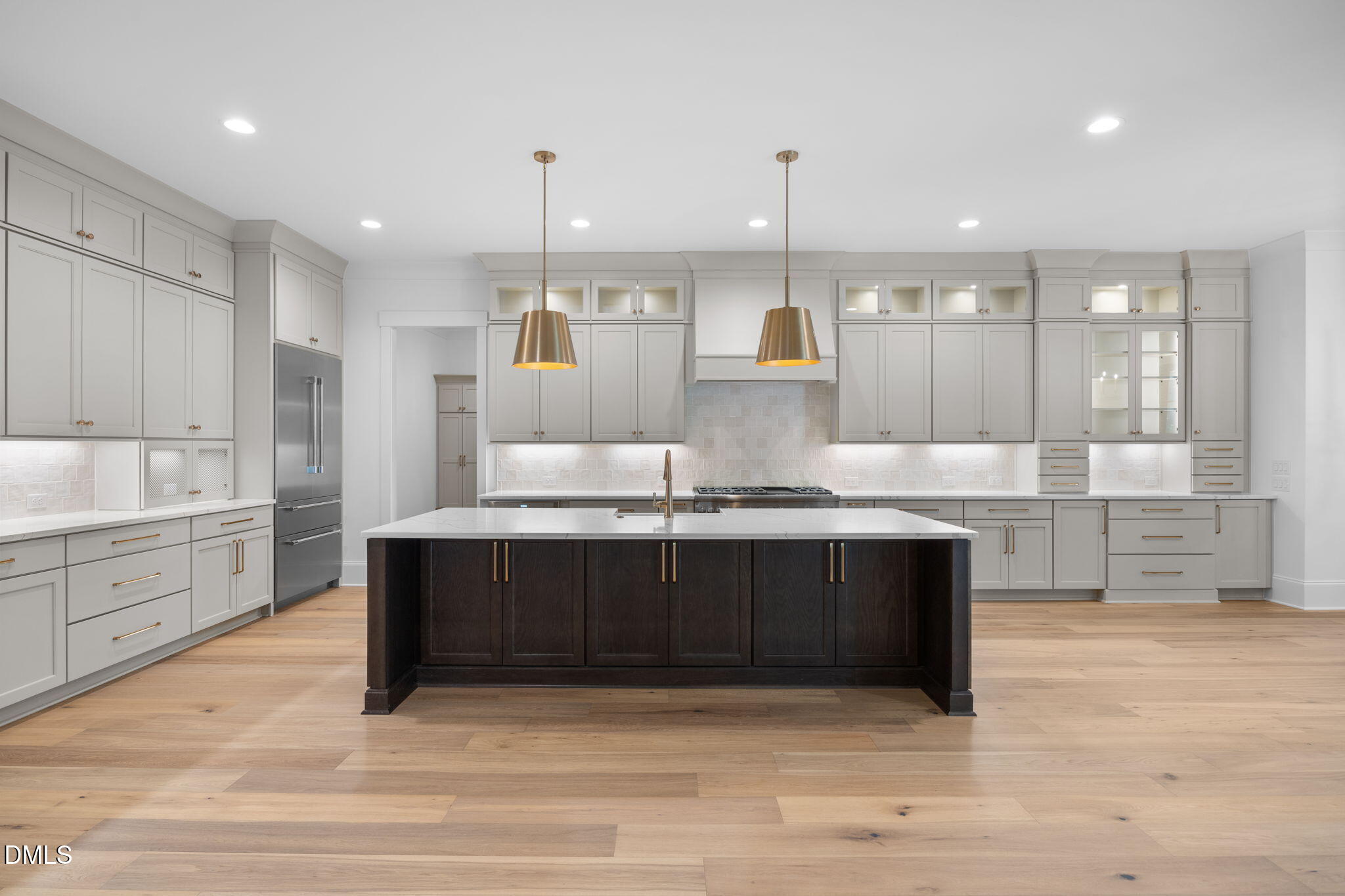 1318 Ivy Lane Raleigh, NC 27609 - Photo 9 of 46 31-web-or-mls-IMG_2014