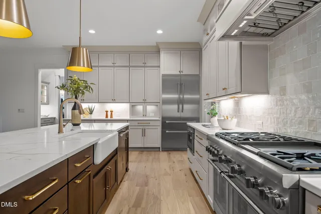 $2,000,000 | 1318 Ivy Lane, Raleigh, NC 27609