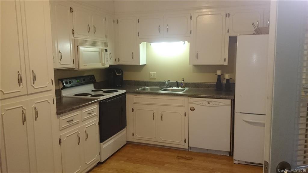 1021 State Rd S-29-501, Unit 3 Lancaster, SC 29720 - Photo 3 of 18 Gallery Image 3
