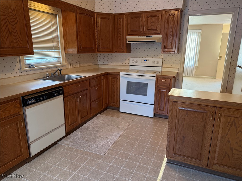427 Butler Road Northeast Warren, OH 44483 - Photo 10 of 38 1st Floor