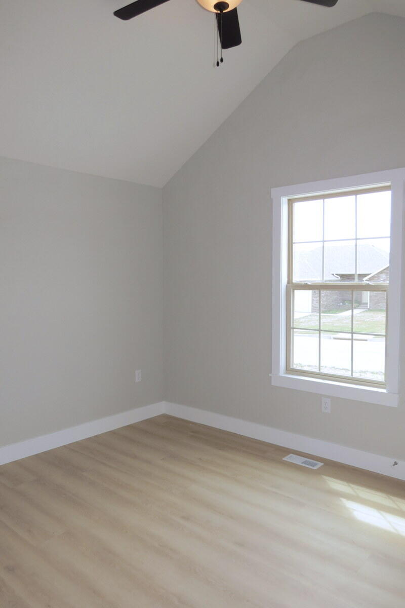3761 West Riley Street Bolivar, MO 65613 - Photo 21 of 30 IMG_8305